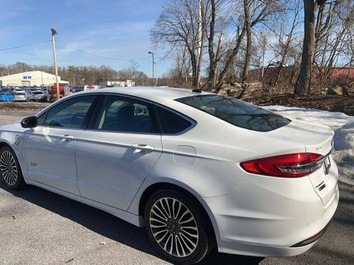 2017 Ford Fusion Energi SE Luxury