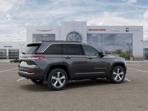 Gray 2026 Jeep Grand Cherokee Limited