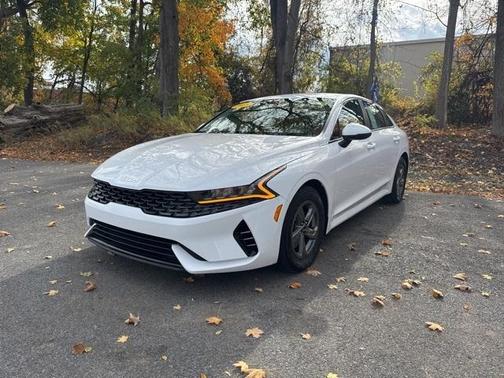 2023 Kia K5 LXS