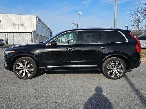 2025 Volvo XC90 Plus