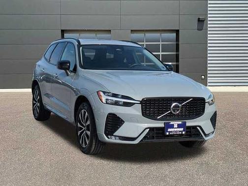 2025 Volvo XC60 Plus