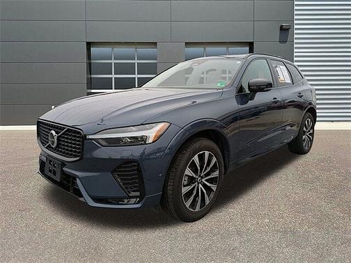 2025 Volvo XC60 Plus