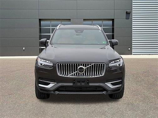 2024 Volvo XC90 T8 Ultimate Bright 7-Seater