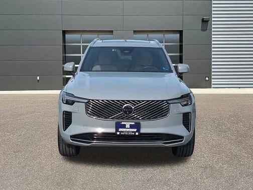 Vapour Grey 2025 Volvo XC90 Plus