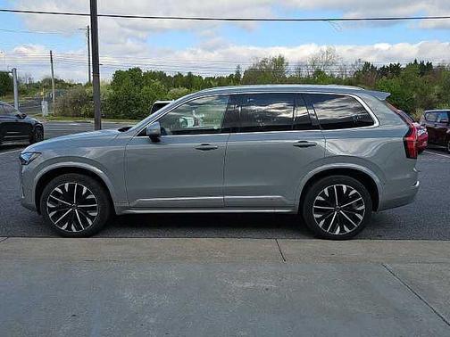 Vapour Grey 2025 Volvo XC90 Plus