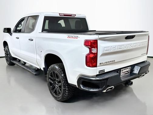 Summit White 2025 Chevrolet Silverado 1500 Custom Trail Boss