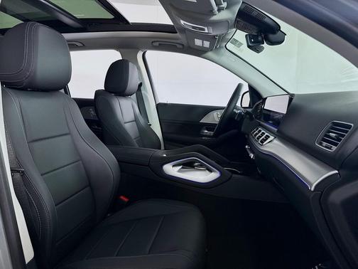 MANUFAKTUR Alpine Grey 2026 Mercedes-Benz GLE 450 4MATIC