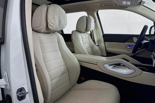 2026 Mercedes-Benz GLS 450 4MATIC