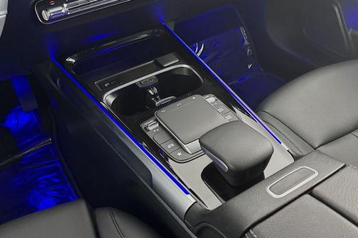 Digital White Metallic 2022 Mercedes-Benz GLB 250 Base