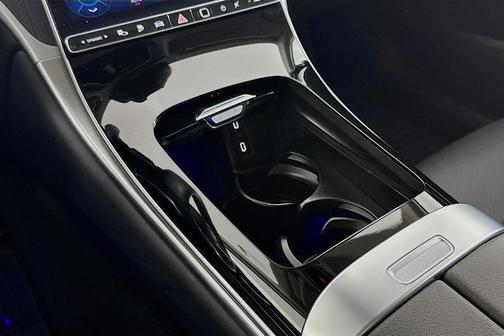 Polar White 2025 Mercedes-Benz GLC 350e Base