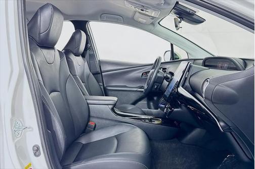 2022 Toyota Prius Prime XLE