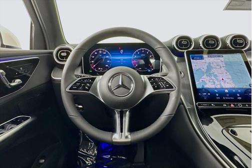 2025 Mercedes-Benz GLC 300 Base