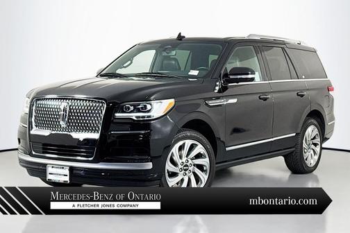 Infinite Black Metallic Clearcoat 2024 Lincoln Navigator Premiere