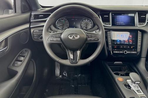 2022 INFINITI QX55 LUXE