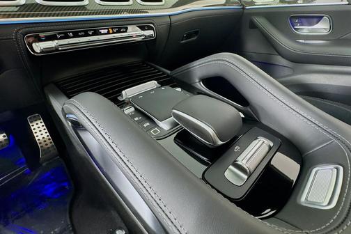 2026 Mercedes-Benz AMG GLS 63 Base