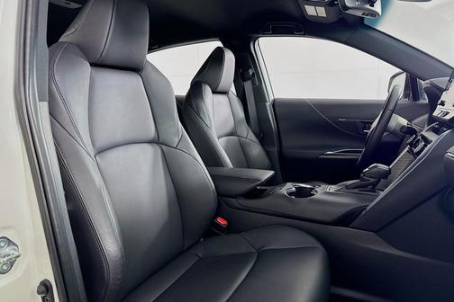 2022 Toyota Venza XLE