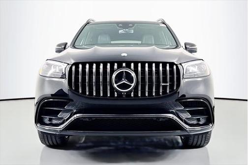 2025 Mercedes-Benz AMG GLS 63 Base