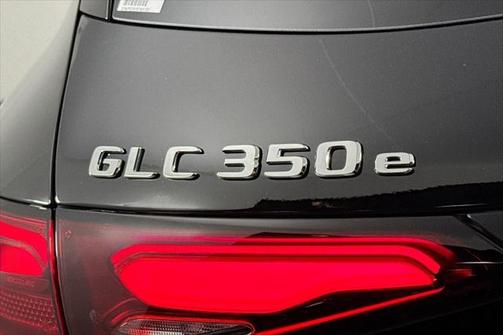 2025 Mercedes-Benz GLC 350e Base