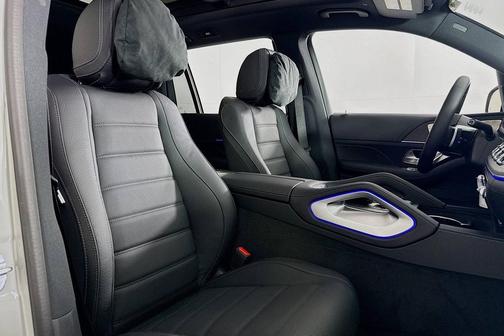 2026 Mercedes-Benz GLS 580 4MATIC