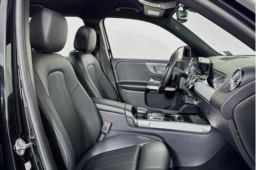 2022 Mercedes-Benz GLB 250 Base