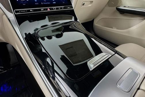 2026 Mercedes-Benz GLC 300 Base