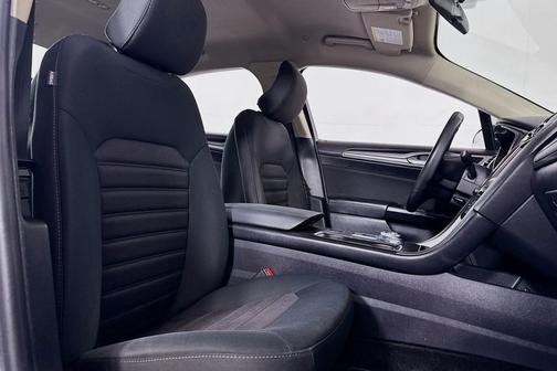 2018 Ford Fusion Hybrid SE
