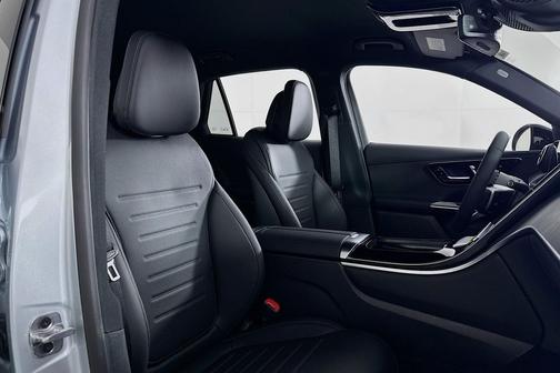 2026 Mercedes-Benz GLC 300 Base