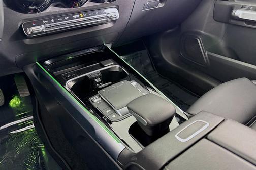 2023 Mercedes-Benz GLB 250 Base