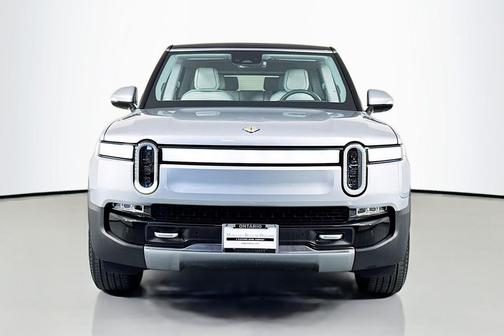 2024 Rivian R1S Adventure
