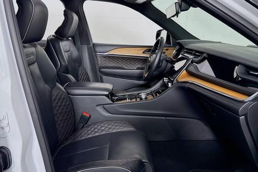 2022 Jeep Grand Cherokee 4xe Summit Reserve