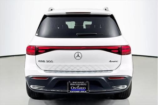 2025 Mercedes-Benz EQB 300 4MATIC
