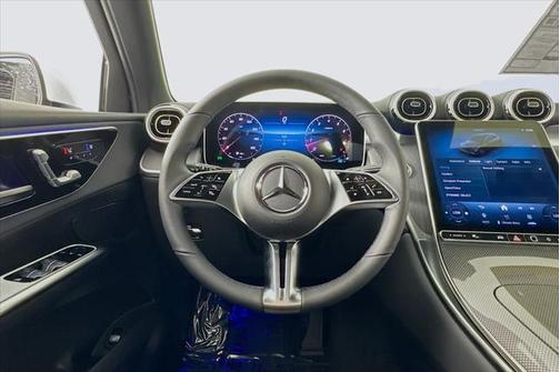2025 Mercedes-Benz GLC 300 Base