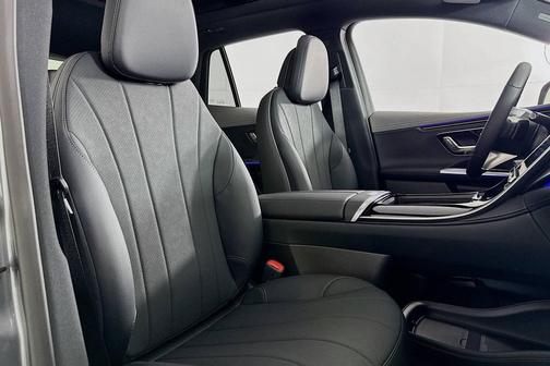 2026 Mercedes-Benz EQE 320 EQE 320