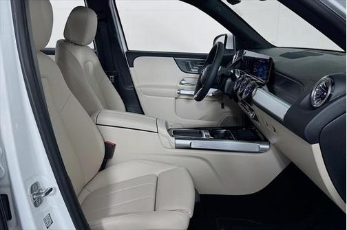 2025 Mercedes-Benz GLB 250 Base