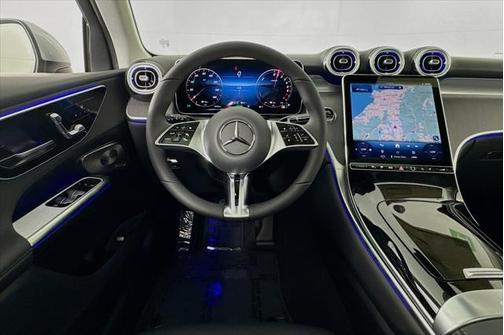 2025 Mercedes-Benz GLC 350e Base