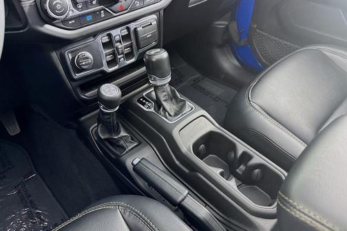 Hydro Blue Pearlcoat 2024 Jeep Wrangler 4xe Sahara