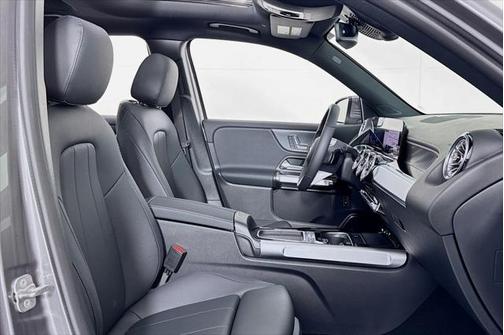 2025 Mercedes-Benz EQB 300 4MATIC