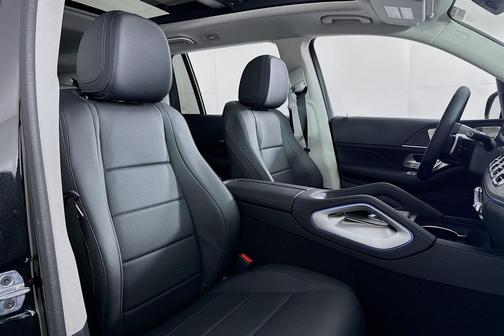 2026 Mercedes-Benz GLS 450 4MATIC