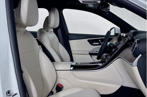 2025 Mercedes-Benz GLC 350e Base
