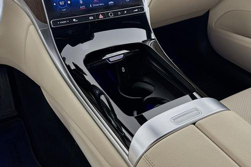Black 2024 Mercedes-Benz GLC 300 Base