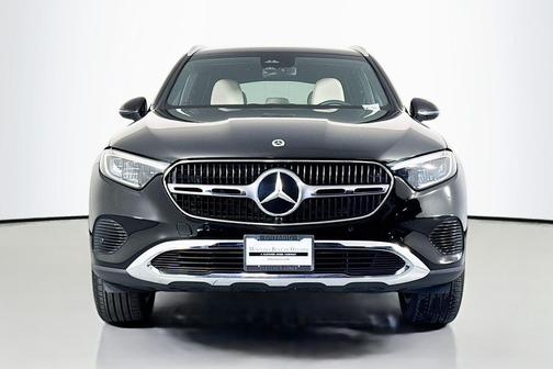 Black 2024 Mercedes-Benz GLC 300 Base