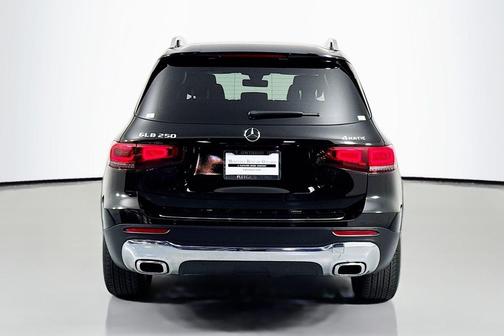 Night Black 2023 Mercedes-Benz GLB 250 4MATIC