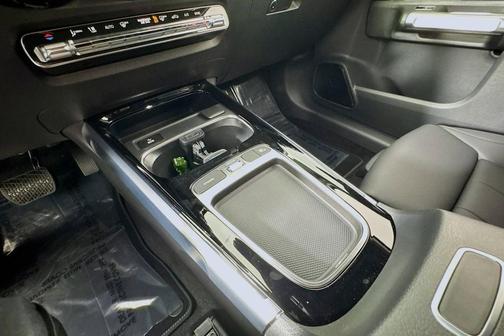 2026 Mercedes-Benz GLB 250 Base