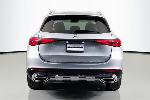 Cirrus Silver Metallic 2026 Mercedes-Benz GLC 300 Base
