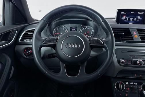 2016 Audi Q3 2.0T Premium Plus