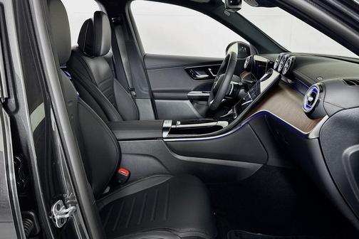 2025 Mercedes-Benz GLC 350e Base