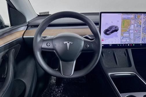 2024 Tesla Model Y Long Range Dual Motor All-Wheel Drive