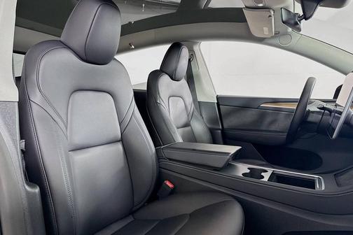 2024 Tesla Model Y Long Range Dual Motor All-Wheel Drive