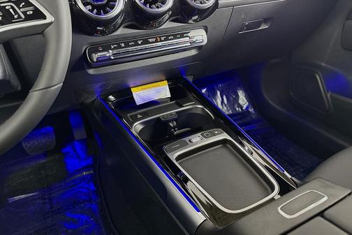 2025 Mercedes-Benz GLB 250 Base