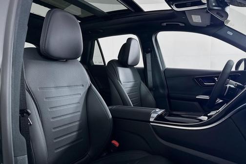 2026 Mercedes-Benz GLC 300 Base